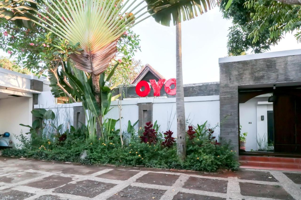 Oyo 1757 Villa Dende Lombok Exterior photo